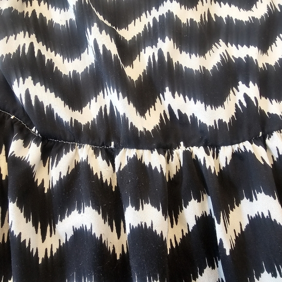 Timing Black & White Chevron Print Sleeveless Top Style XL - Picture 3 of 8